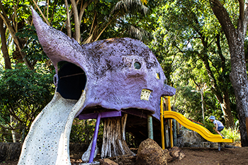 Playground_350.jpg Playground_350.jpg